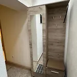 Sky Апартаменты Високо